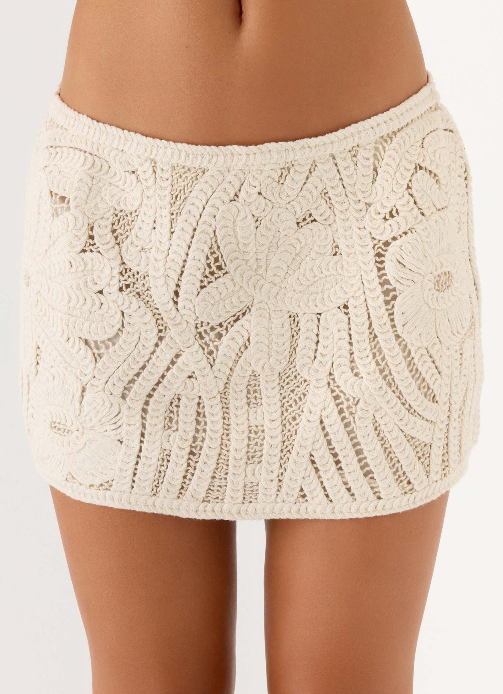 Low Rise Mini Skirt – Ivory