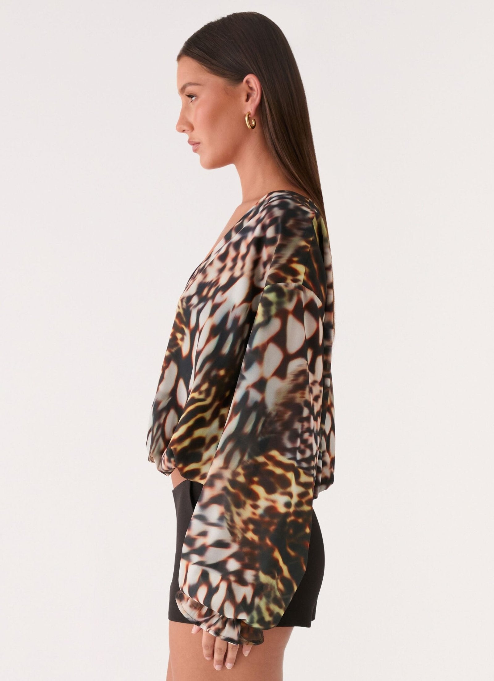 Isolde Top – Leopard Hibiscus